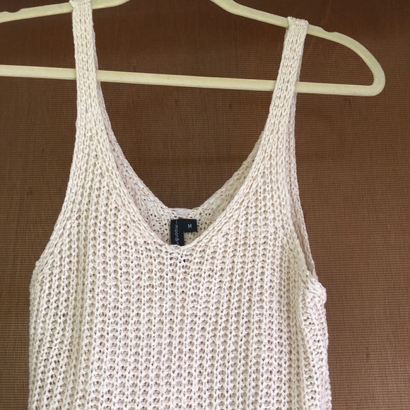 Moon&madison woven tank. - Picture 2 of 6